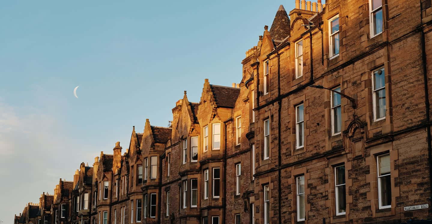 Edinburgh Tenementsat Dusk Wallpaper