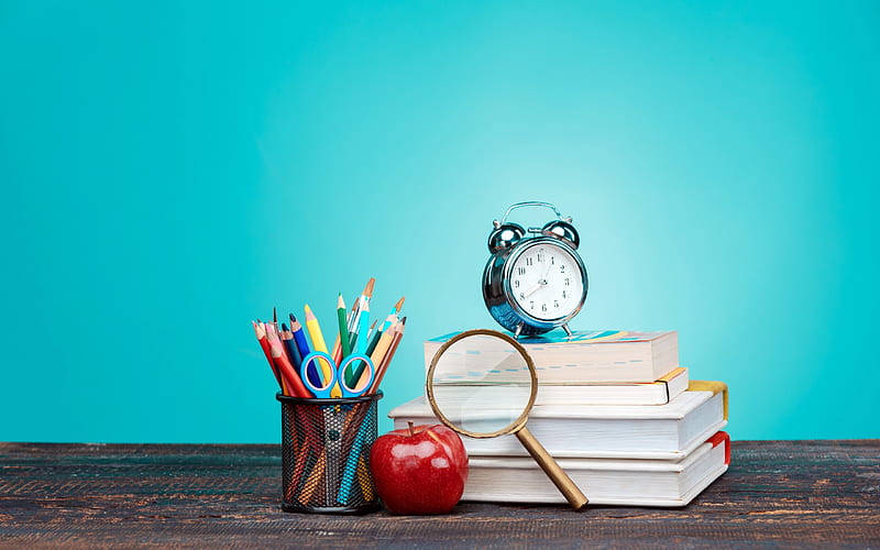 Bildungbücherstapel Uhr Und Apfel Wallpaper