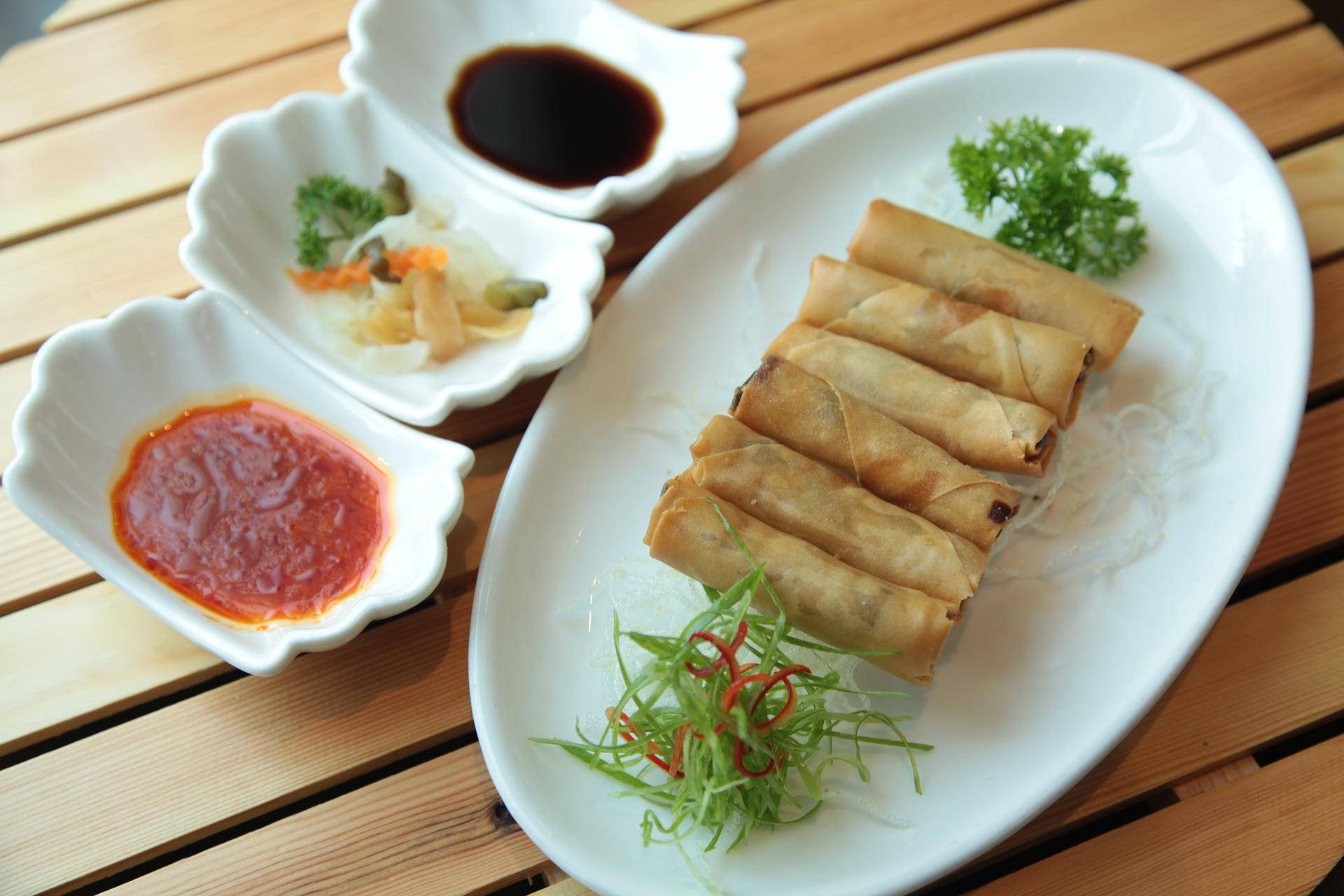 Egg Roll Platter With Three Dips