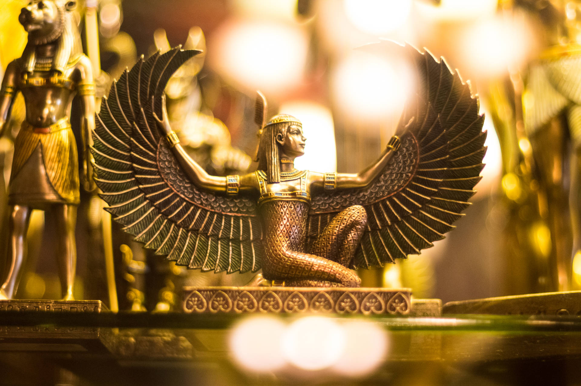 Egypt Golden Isis Statue Wallpaper