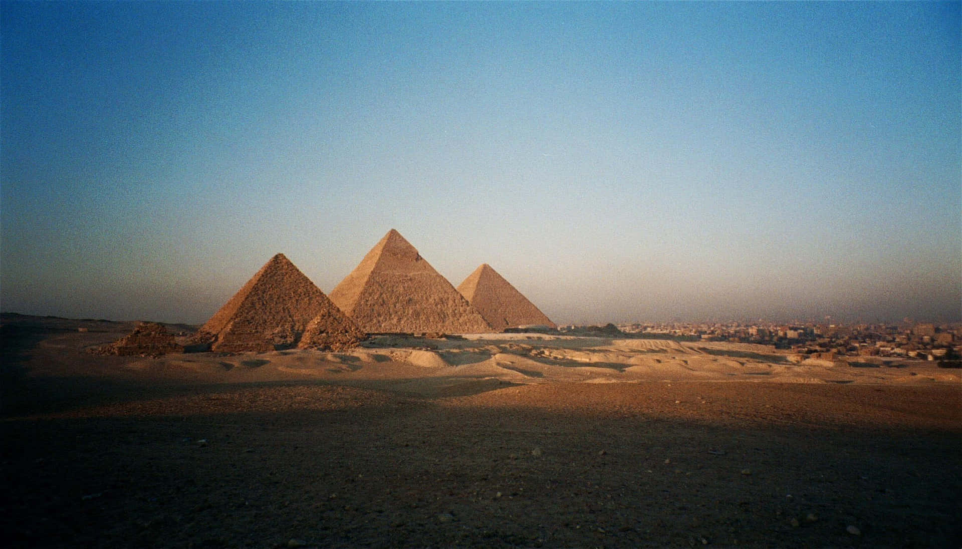 Gizapyramiderna Vid Solnedgången