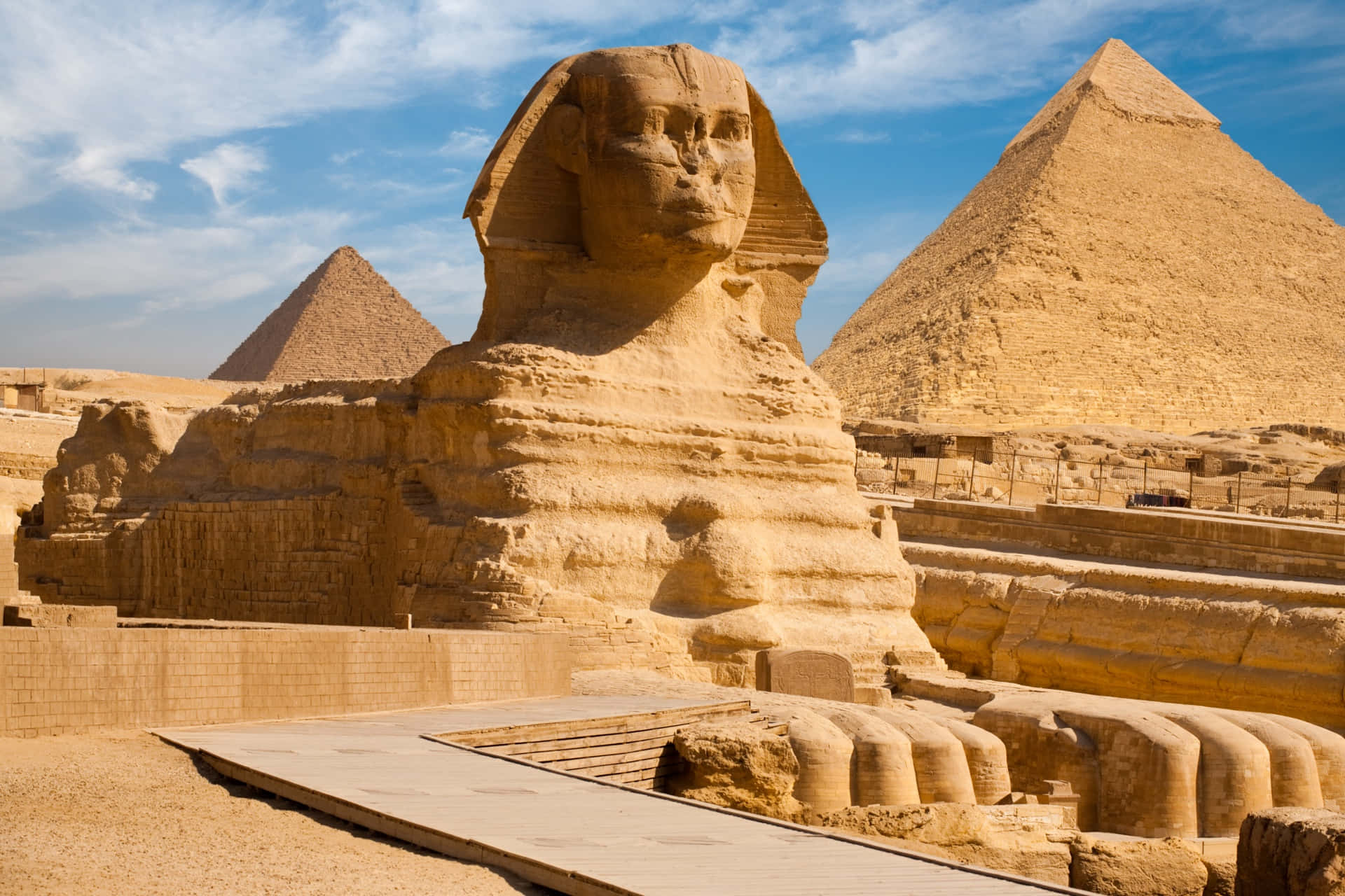 Deikoniska Stora Pyramiderna I Giza, Egypten.