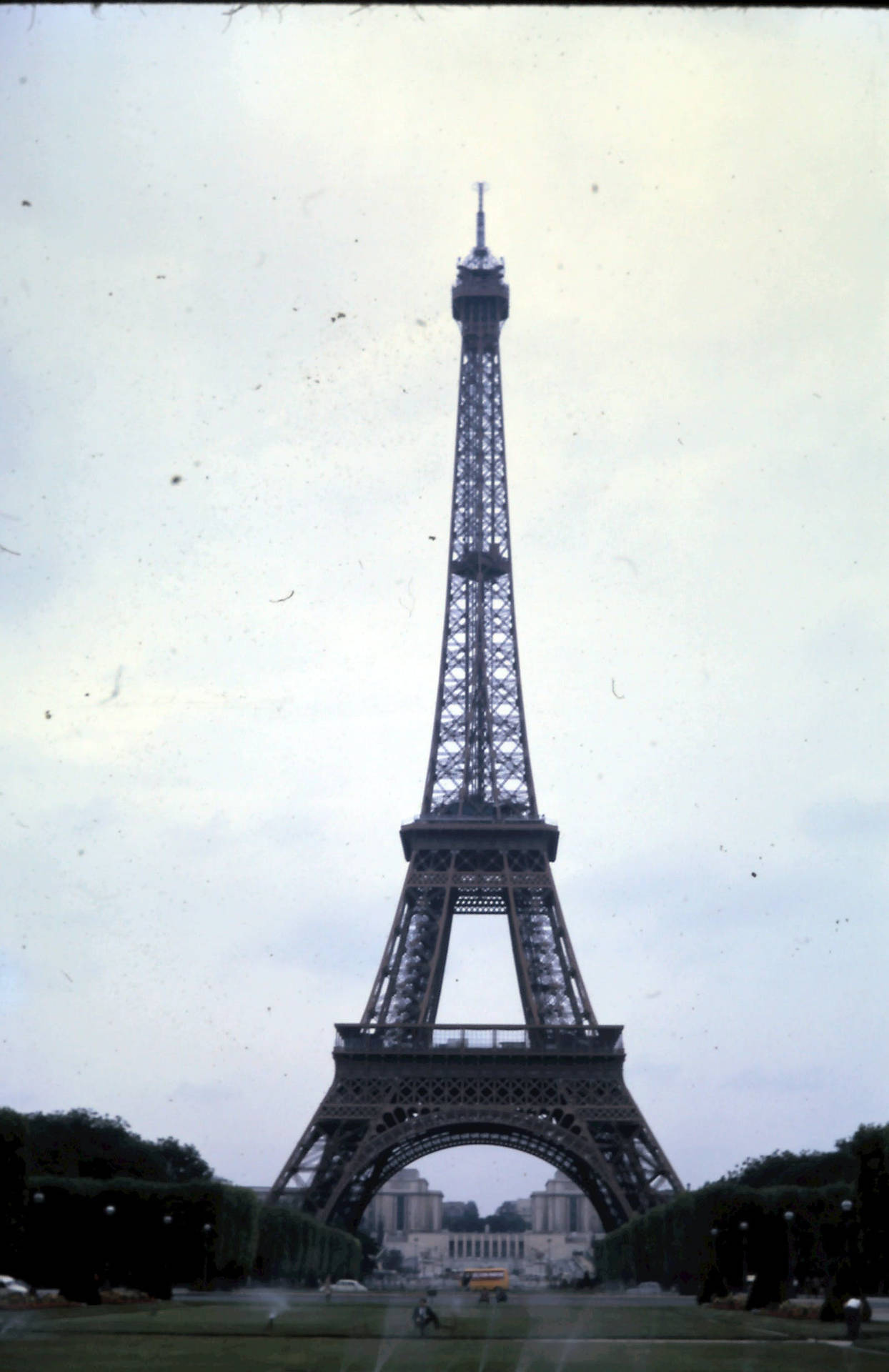 Eiffel Tower In France Iphone Wallpaper