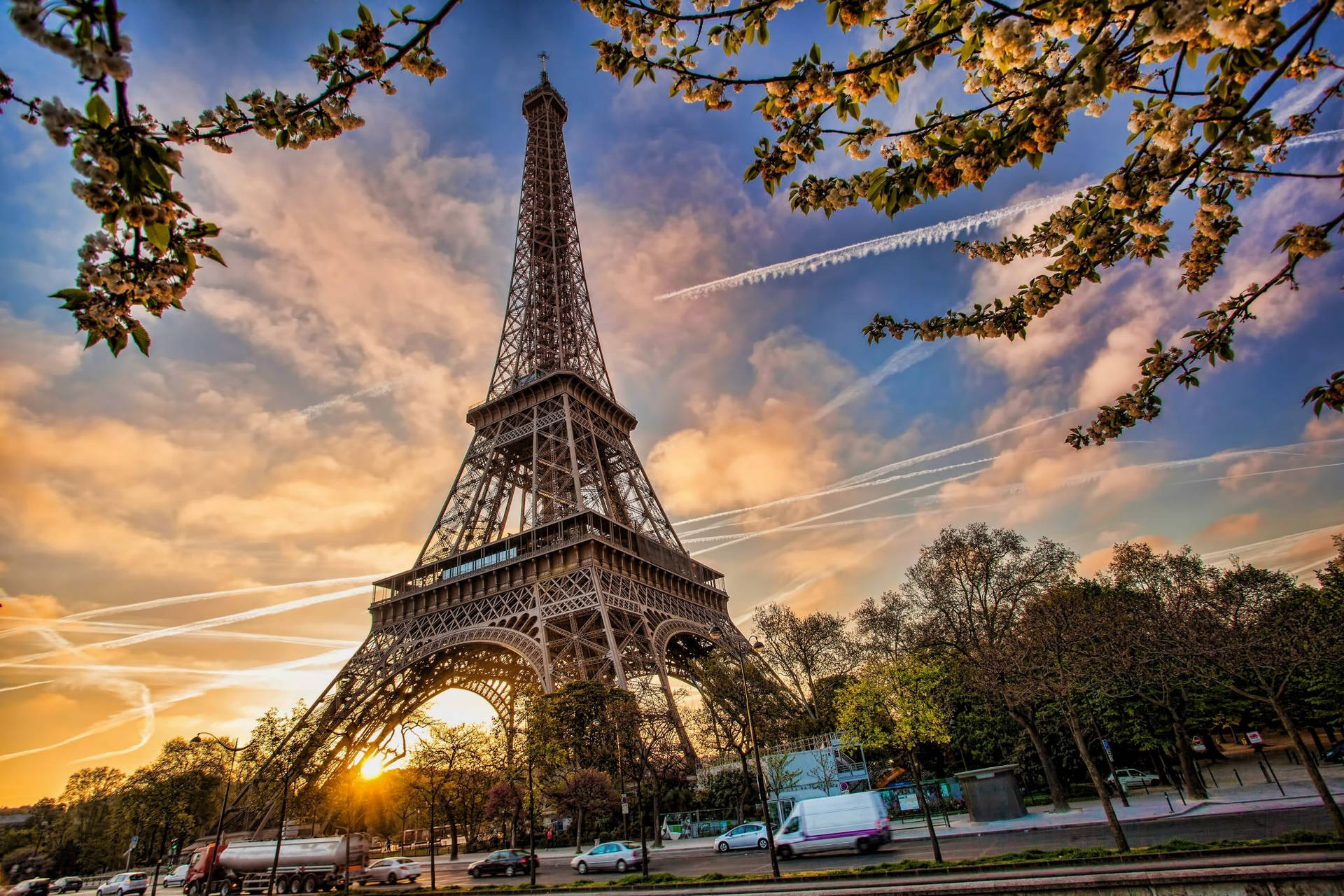 Eiffel Tower Sunrise Paris Wallpaper
