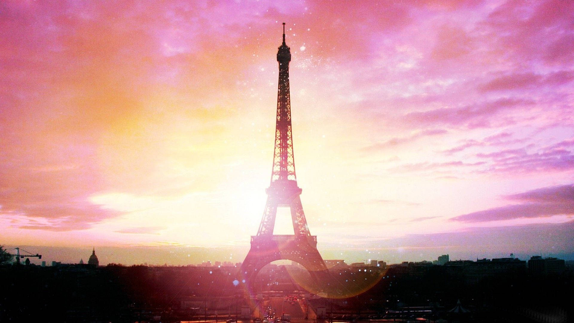 Eiffel Tower With Sun Peeking Through Wallpaper