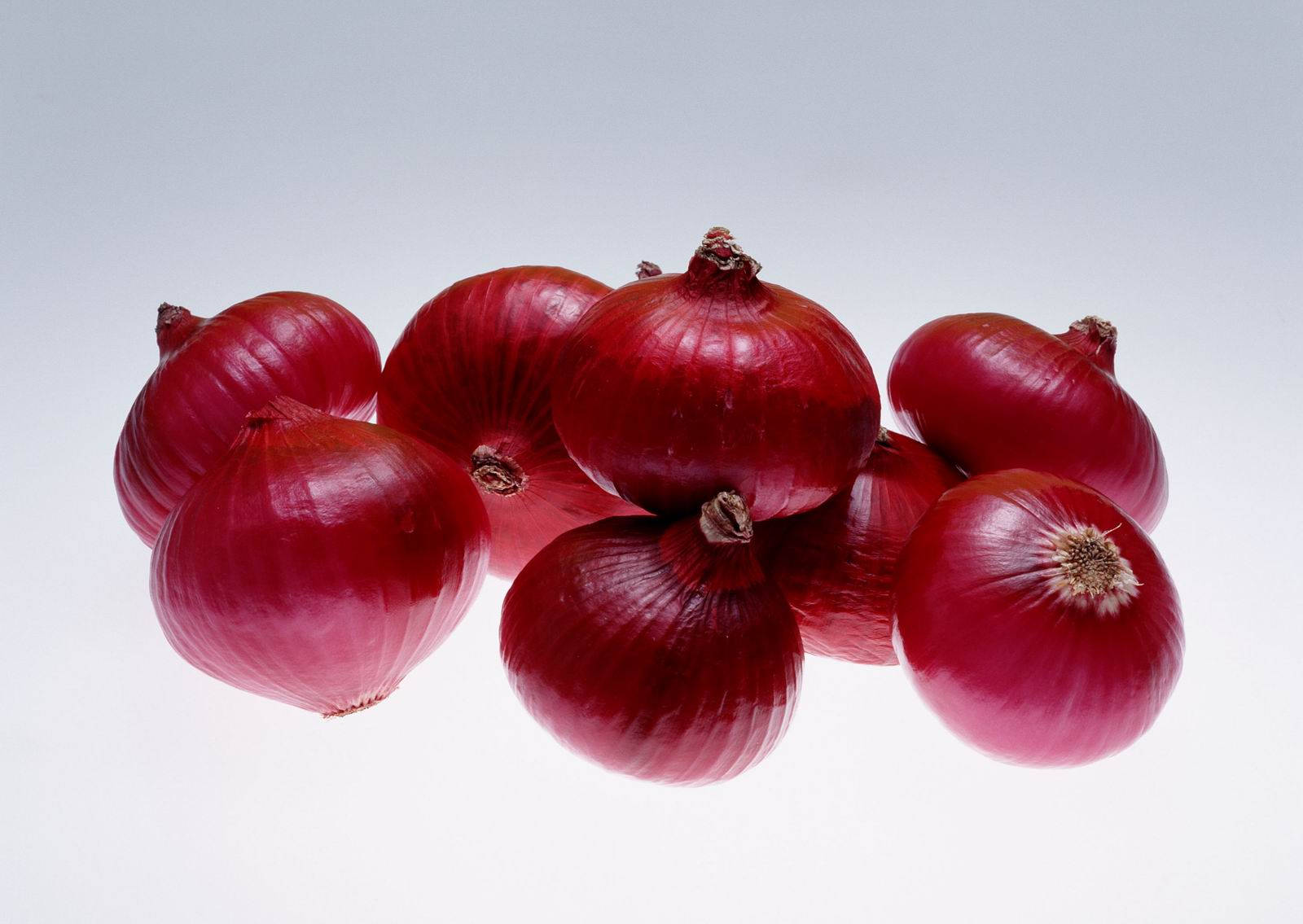 Eight Fresh Red Onion Vegetables Wallpaper
