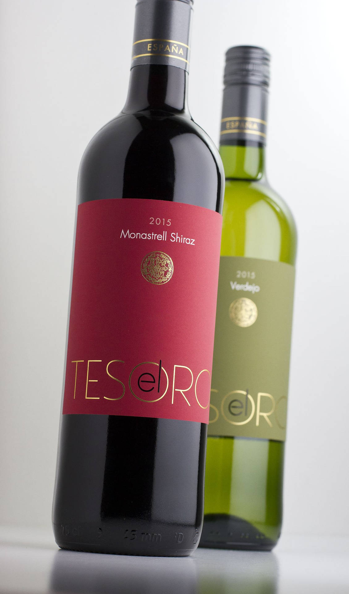 El Tesoro Monastrell Shiraz And Verdejo Wine Wallpaper