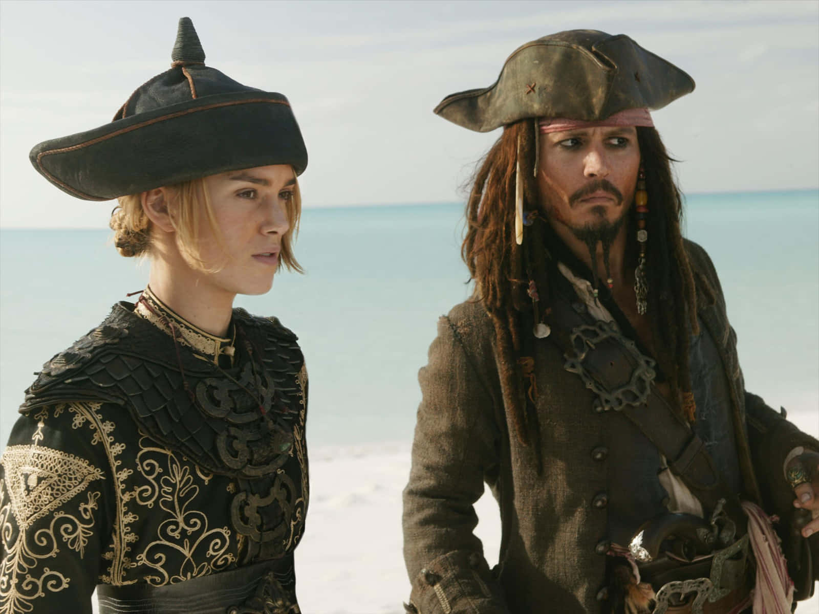 Elcapitán Jack Sparrow Navegando Por Los Mares En Piratas Del Caribe