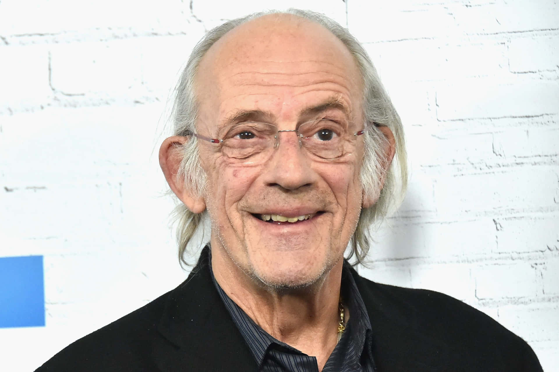 Elderly Actor Smiling Portrait Wallpaper