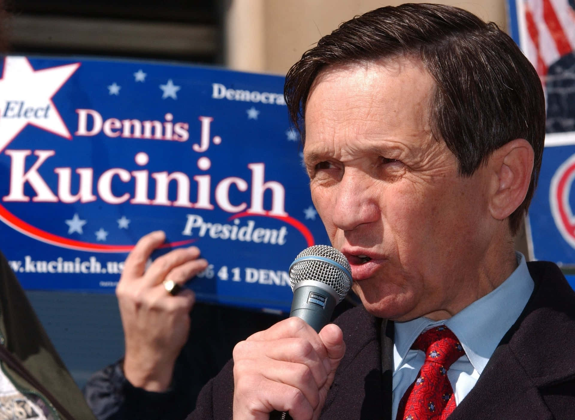 Election Campaign Of Dennis Kucinich Wallpaper