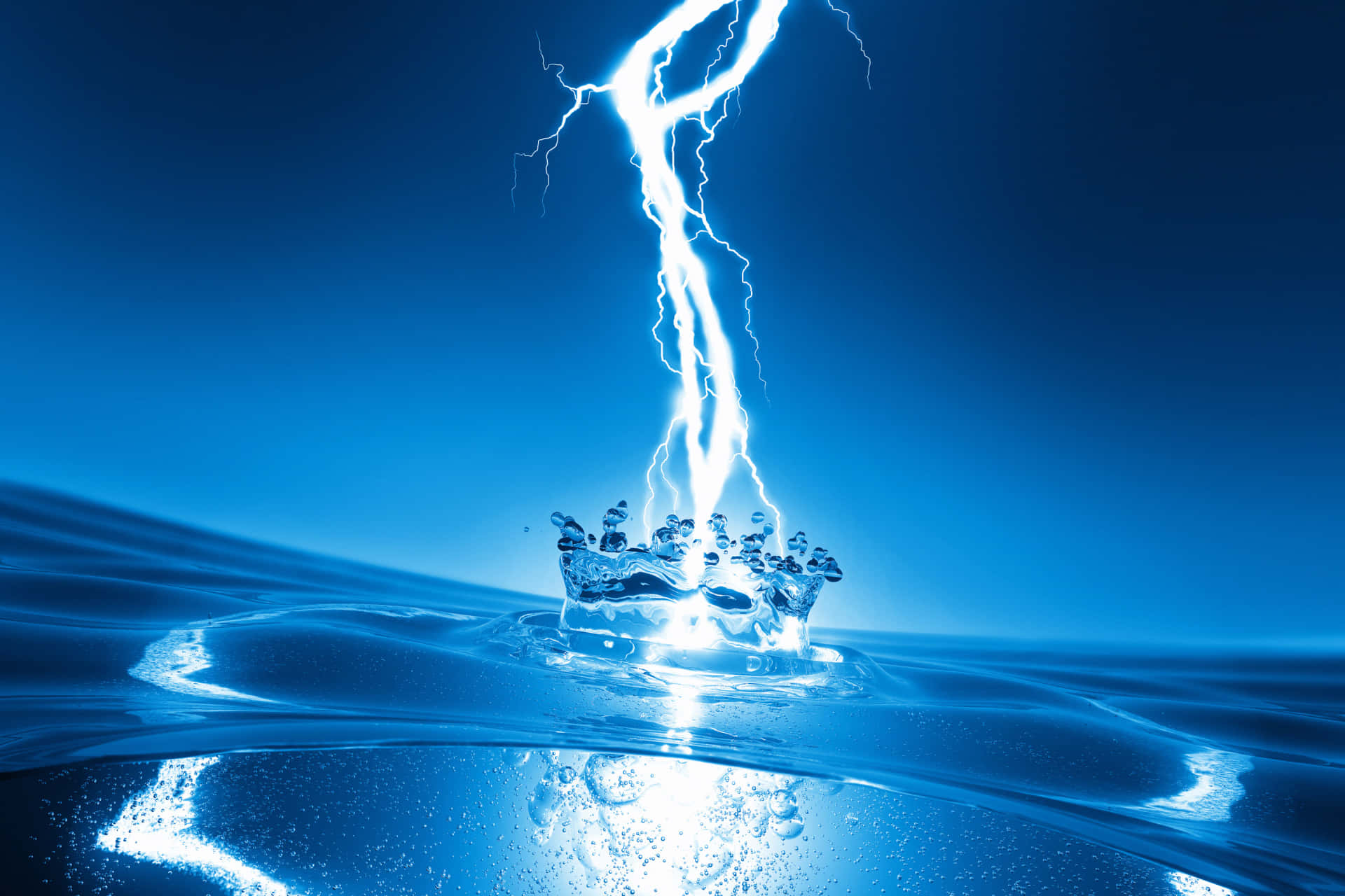 Electric Lightning Striking A Water Wallpaper