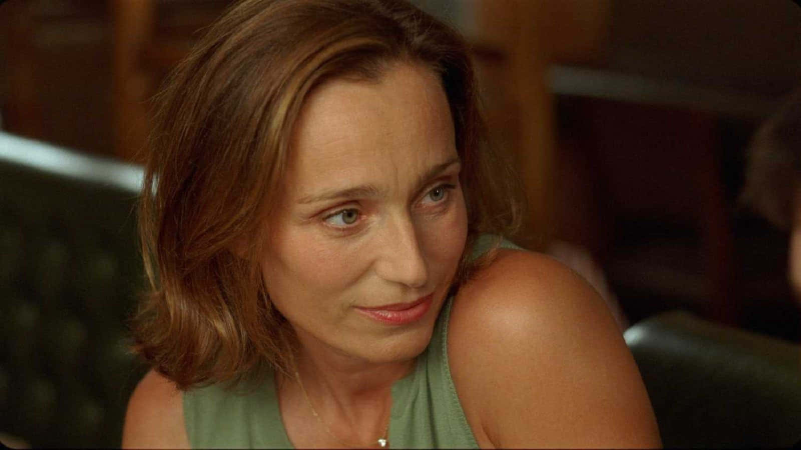 Elegance Embodied: Kristin Scott Thomas Wallpaper