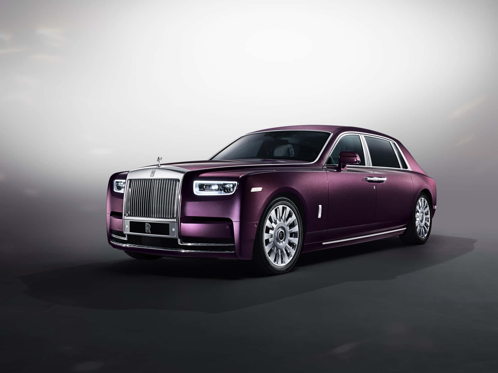 Elegance Redefined: The Rolls Royce Phantom Wallpaper