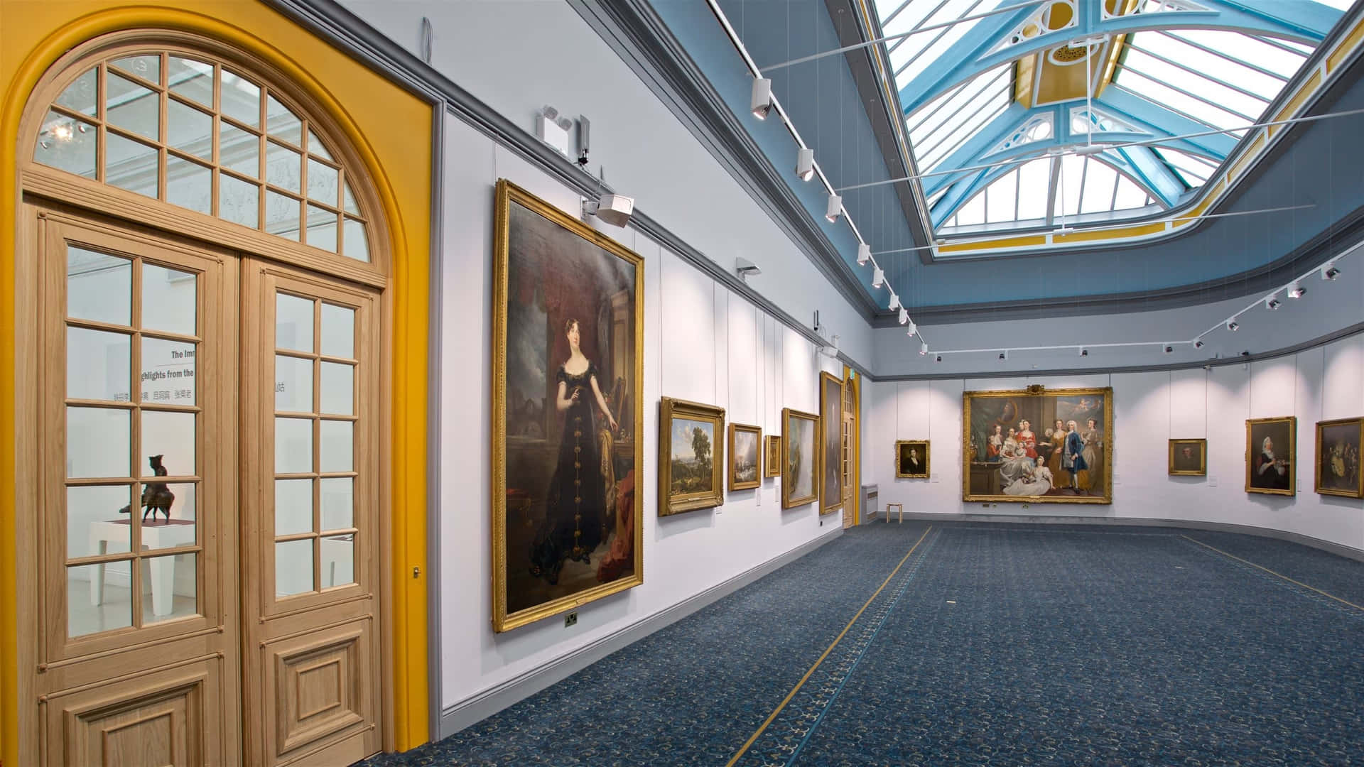 Elegant Art Gallery Interior Wolverhampton Wallpaper