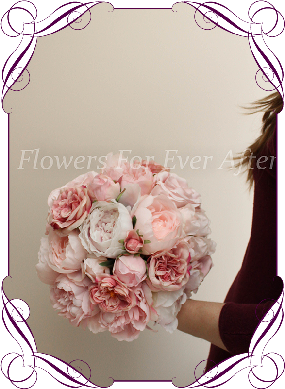 Elegant Bridal Bouquet Design PNG