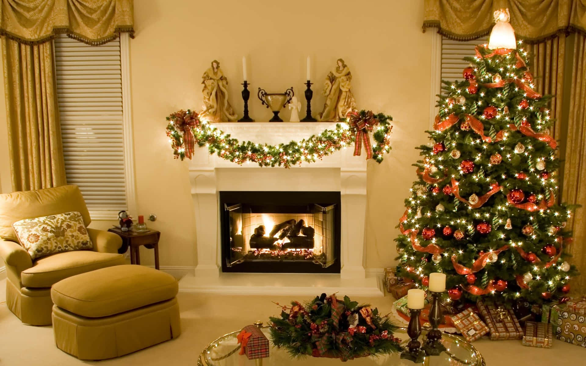 Elegant Christmas Living Room Decor Wallpaper