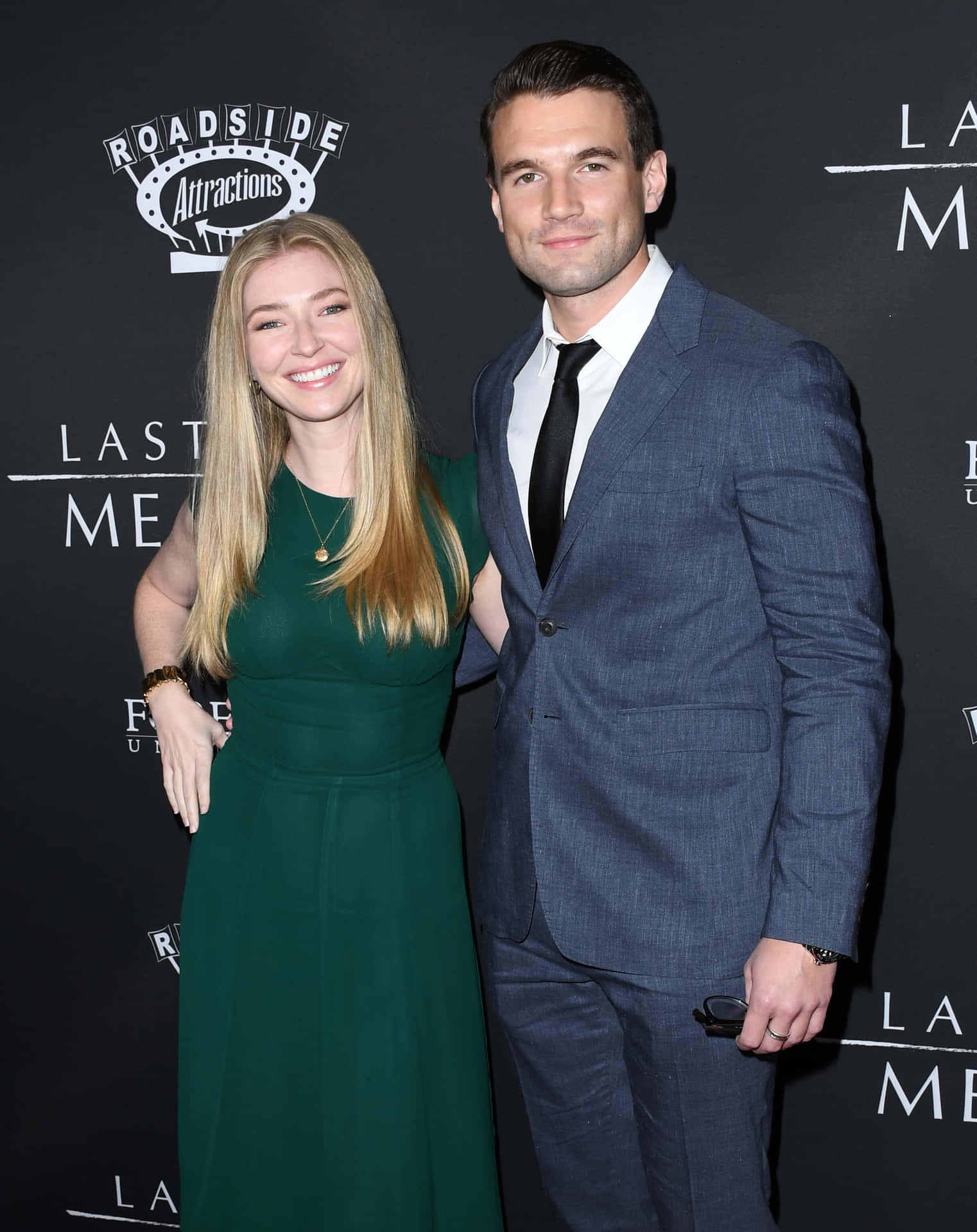 Couple Élégant À La Première D'un Film Fond d'écran