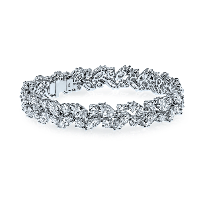 Elegant Diamond Bracelet Design PNG