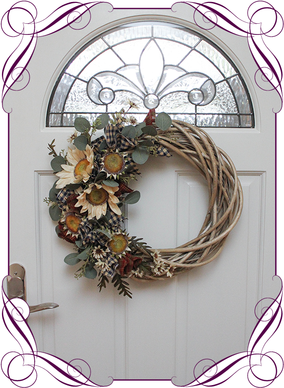 Elegant Door Wreath Decor PNG