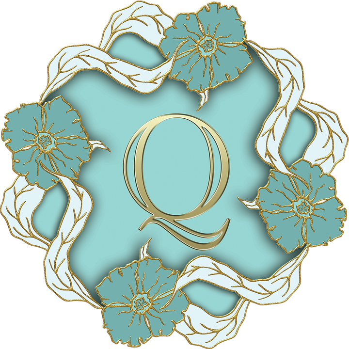 Elegant Floral Letter Q Design PNG