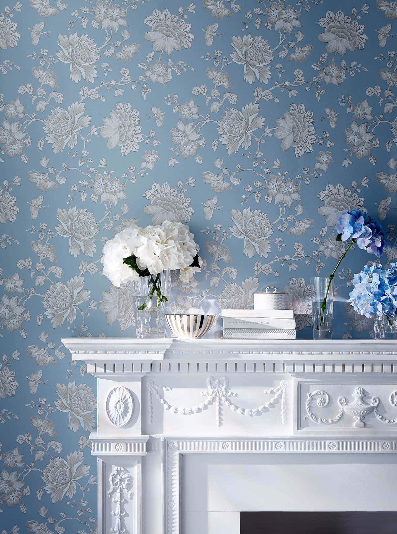 Elegant Floral Wallpaperand Fireplace Mantel Decor Wallpaper