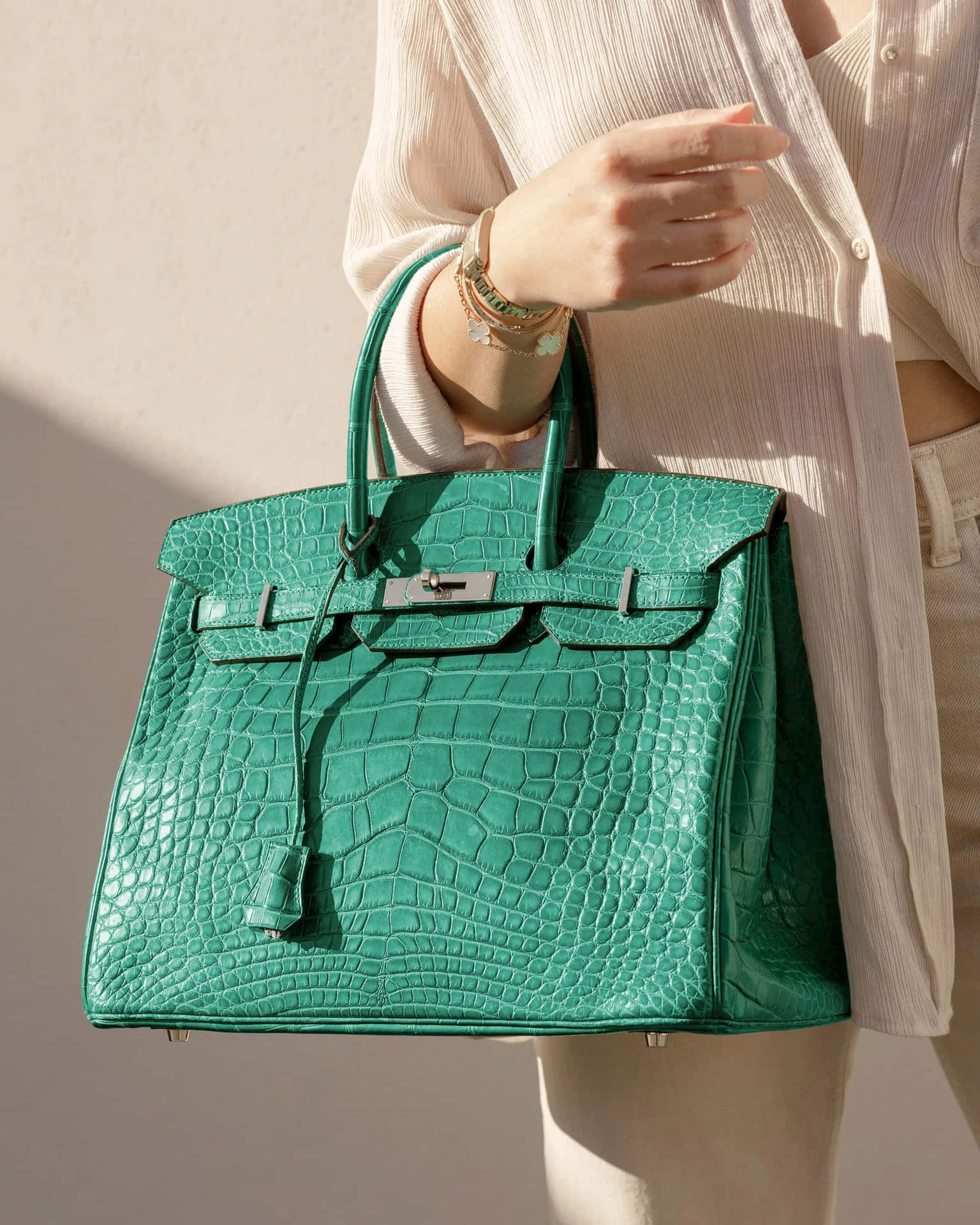 Elegant Green Crocodile Leather Bag Wallpaper