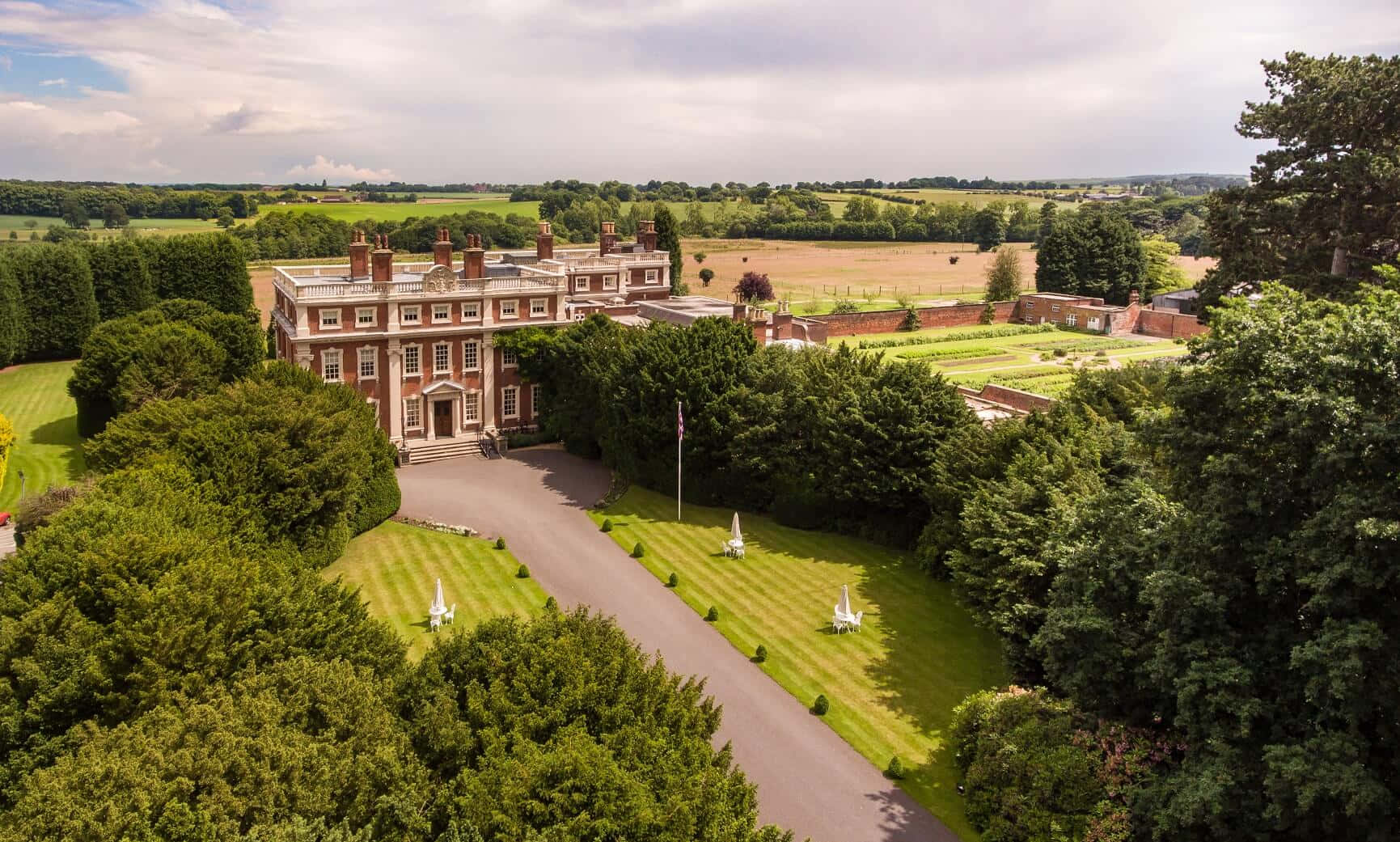 Elegant Historisk Herregård Lichfield Bakgrunnsbildet