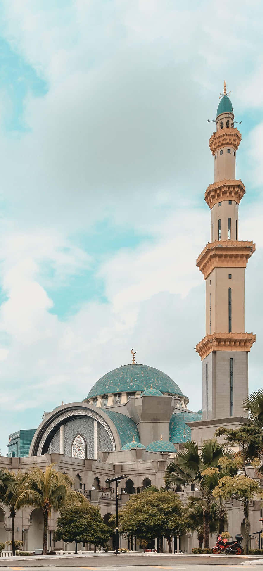 Elegant_ Mosque_with_ Towering_ Minaret Wallpaper