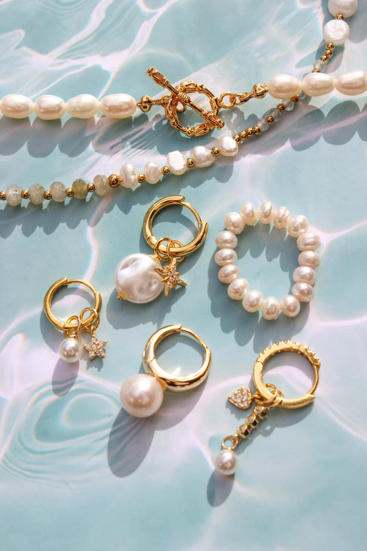 Elegant Pearl Jewelry Collection Wallpaper