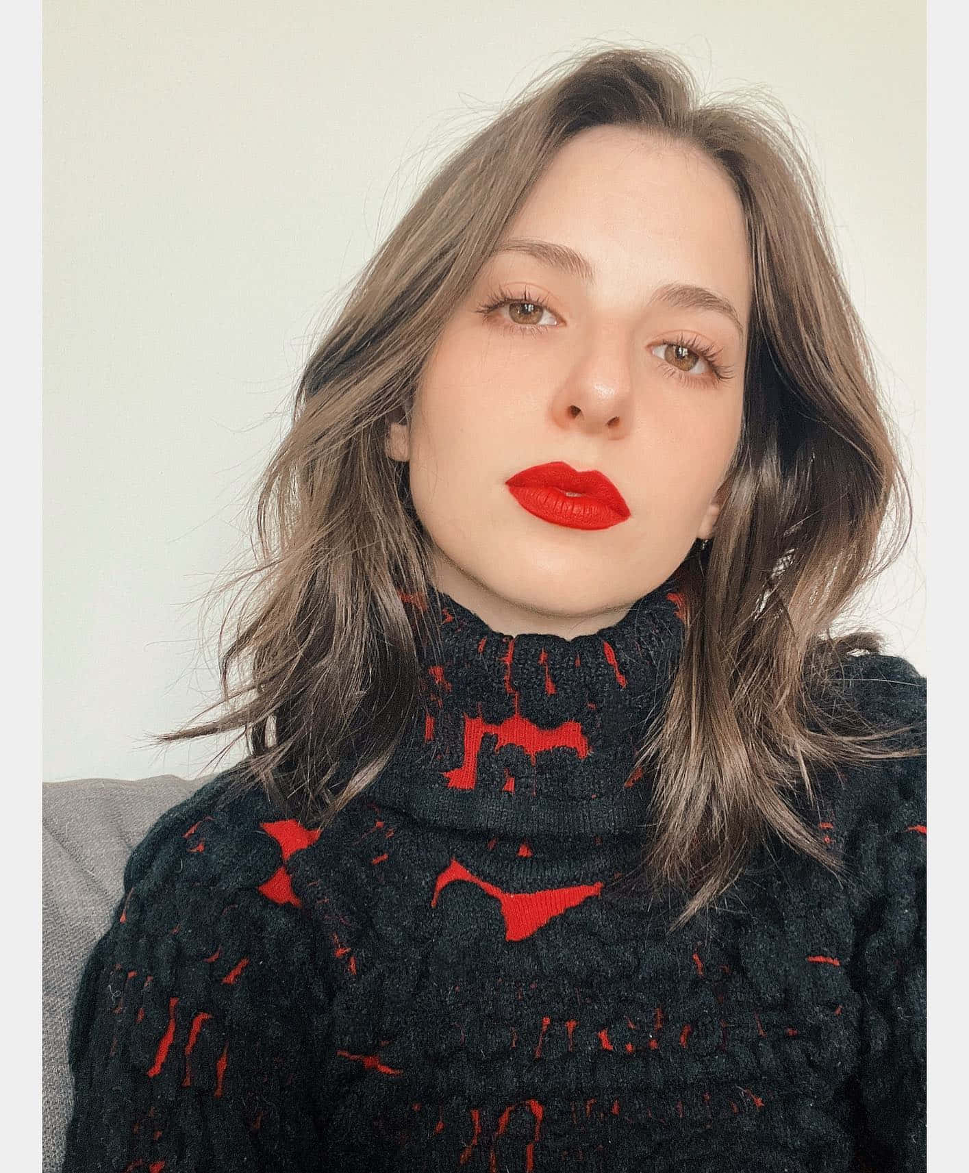 Elegant Portraitwith Red Lipstick Wallpaper