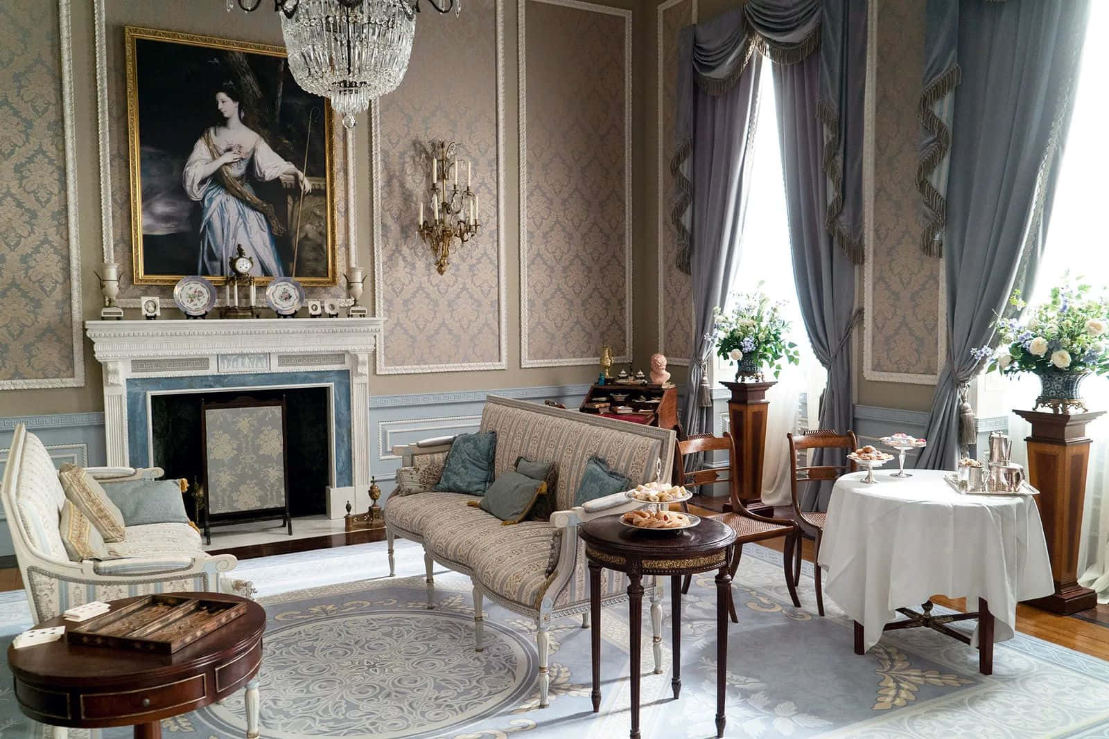 Elegant Regency Era Living Room Wallpaper