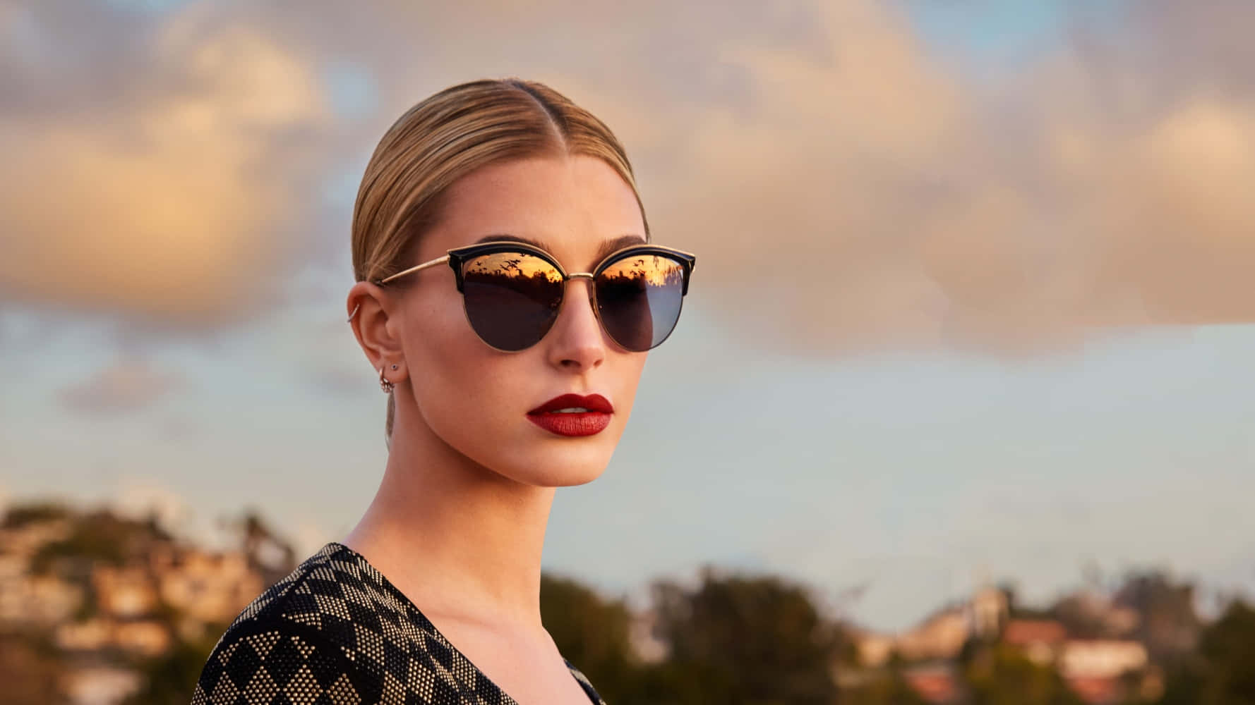 Elegant Sunglasses Model Sunset Wallpaper