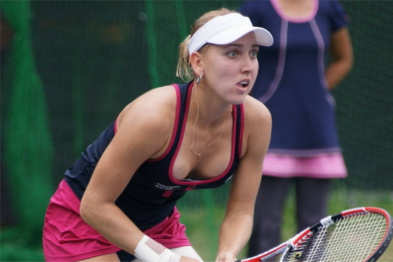 Elena Vesnina Tennis Ready Position Wallpaper