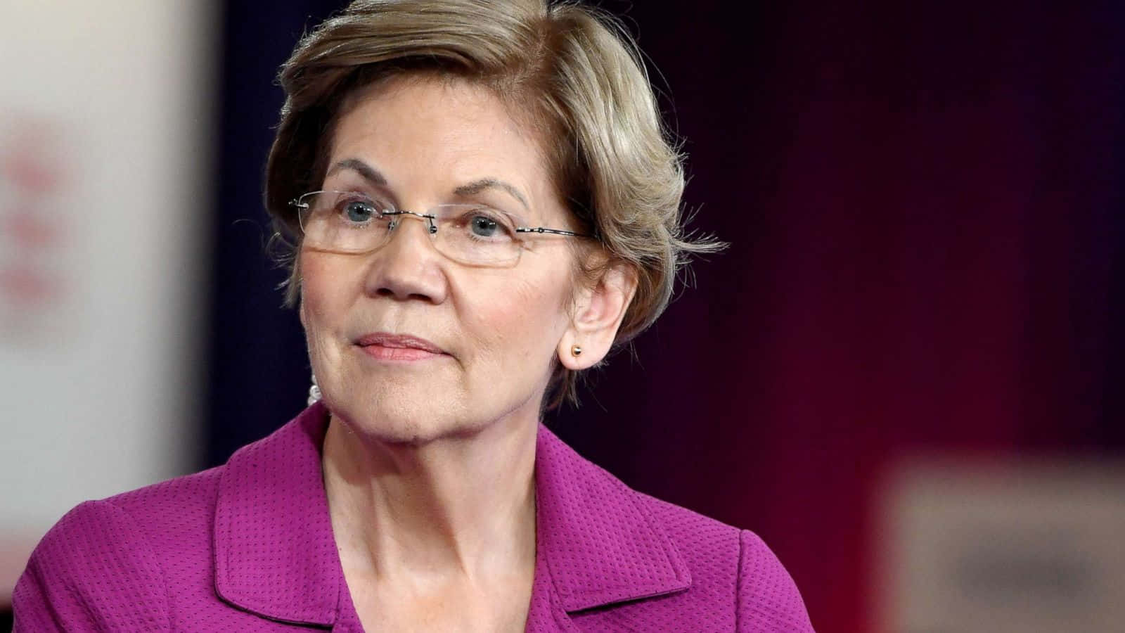 Elizabeth Warren Listening During Debate Background