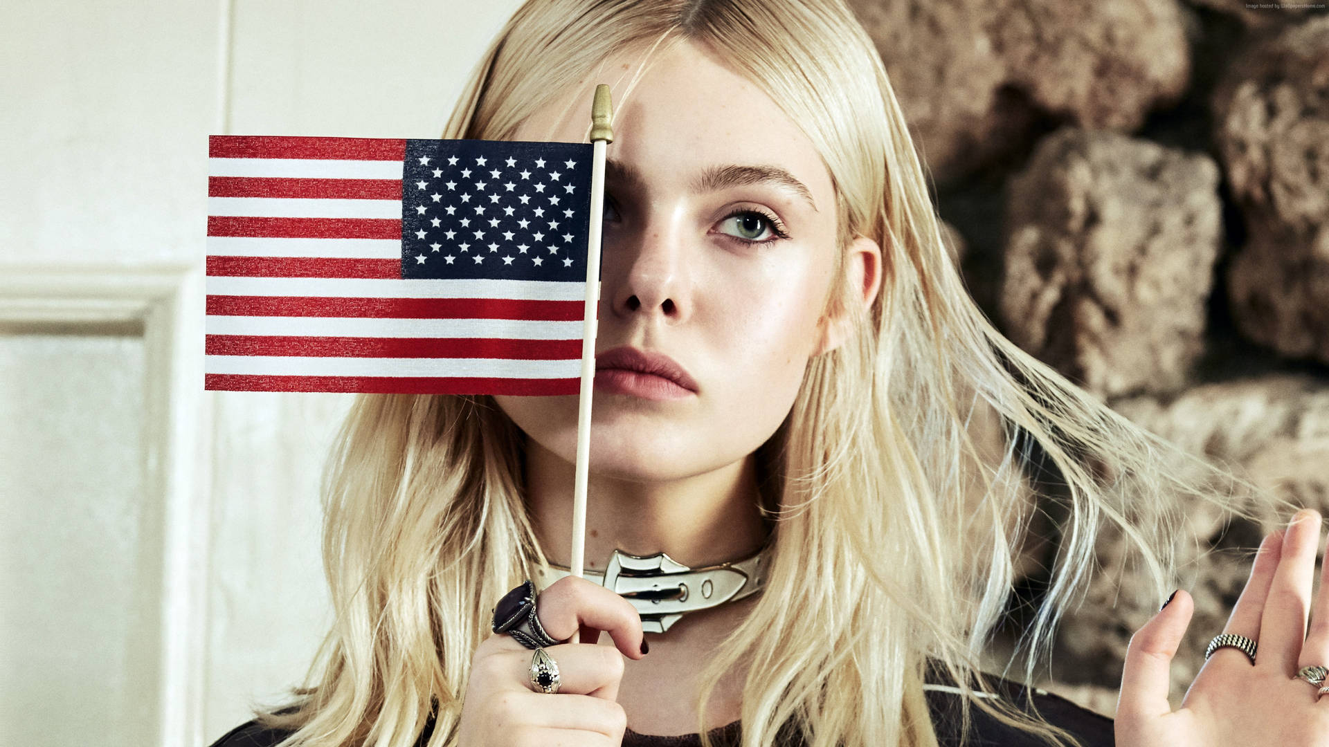 Elle Fanning USA Flag iPhone Tapet: Wallpaper