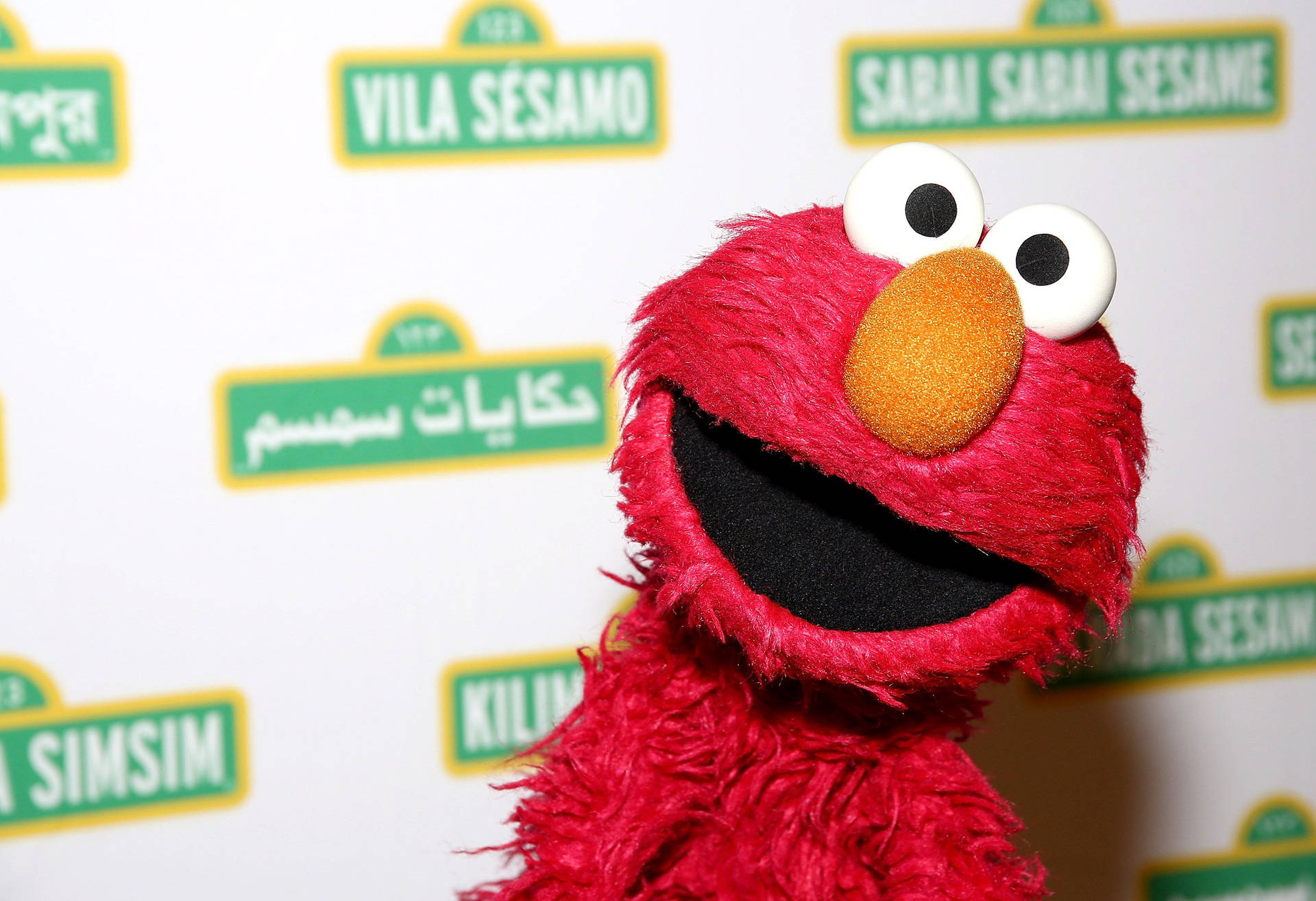 Elmo In Sesame Street Awards Background