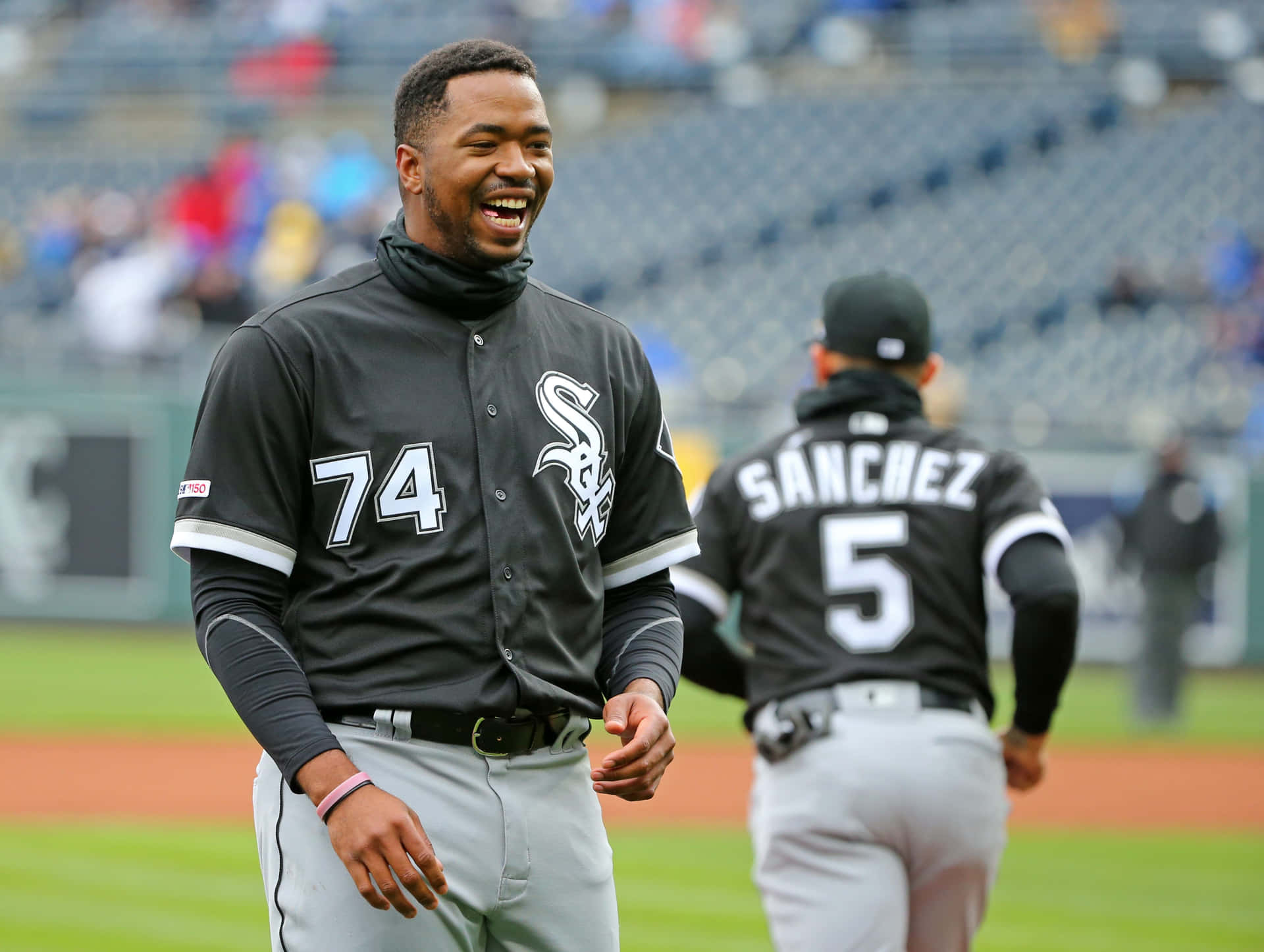 Eloy Jimenez Laughingon Field Wallpaper