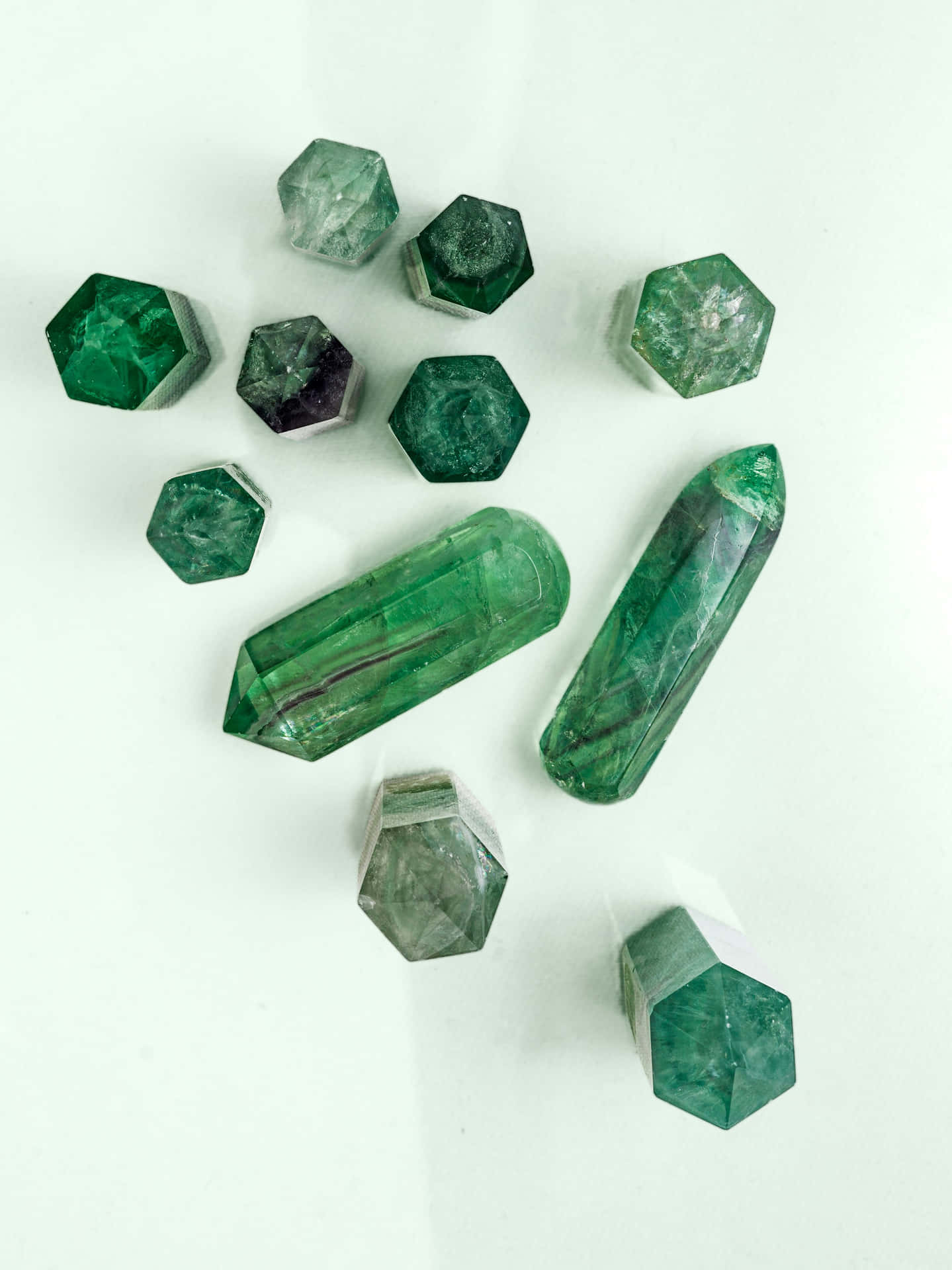 Emerald Gems Collection Elegant Background Wallpaper