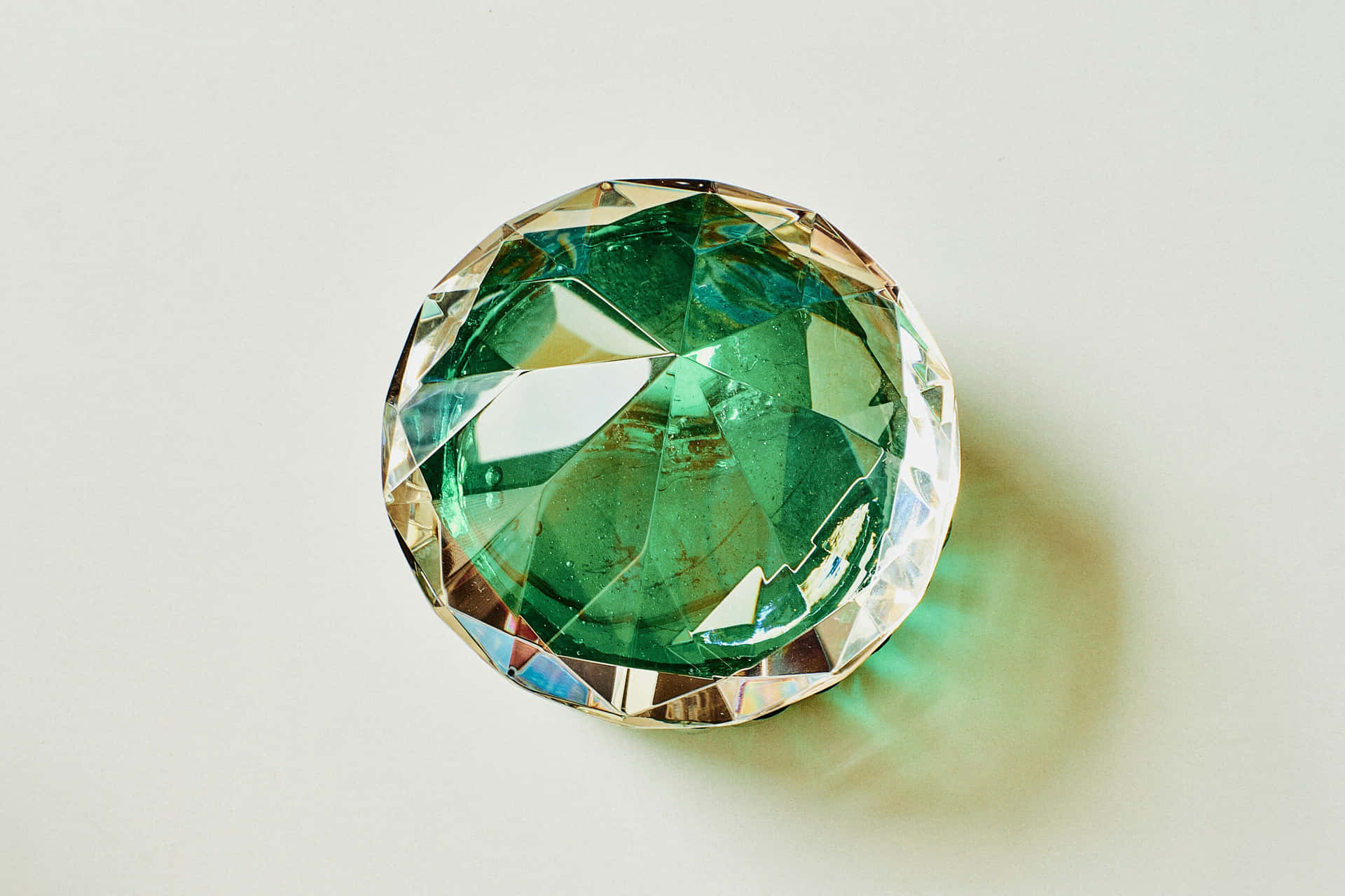 Emerald Gemstone Closeup Wallpaper