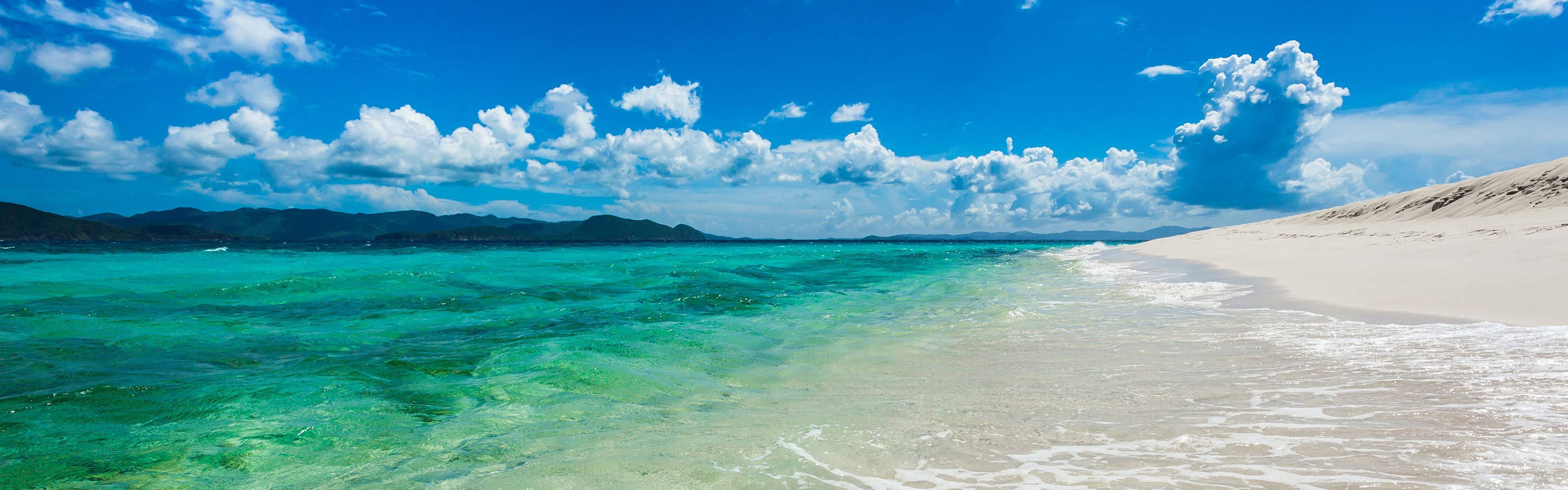 Smaragdsandy Cay Insel Für Den Bildschirm Wallpaper