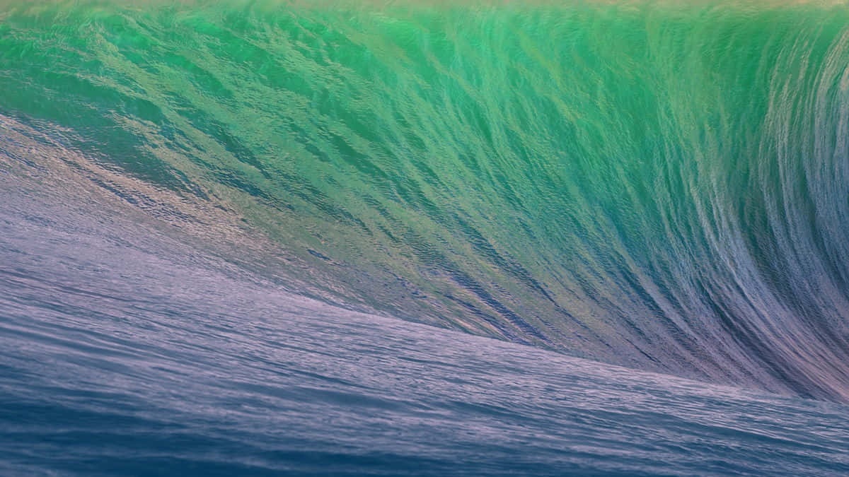 Emerald Wave Cresting Wallpaper