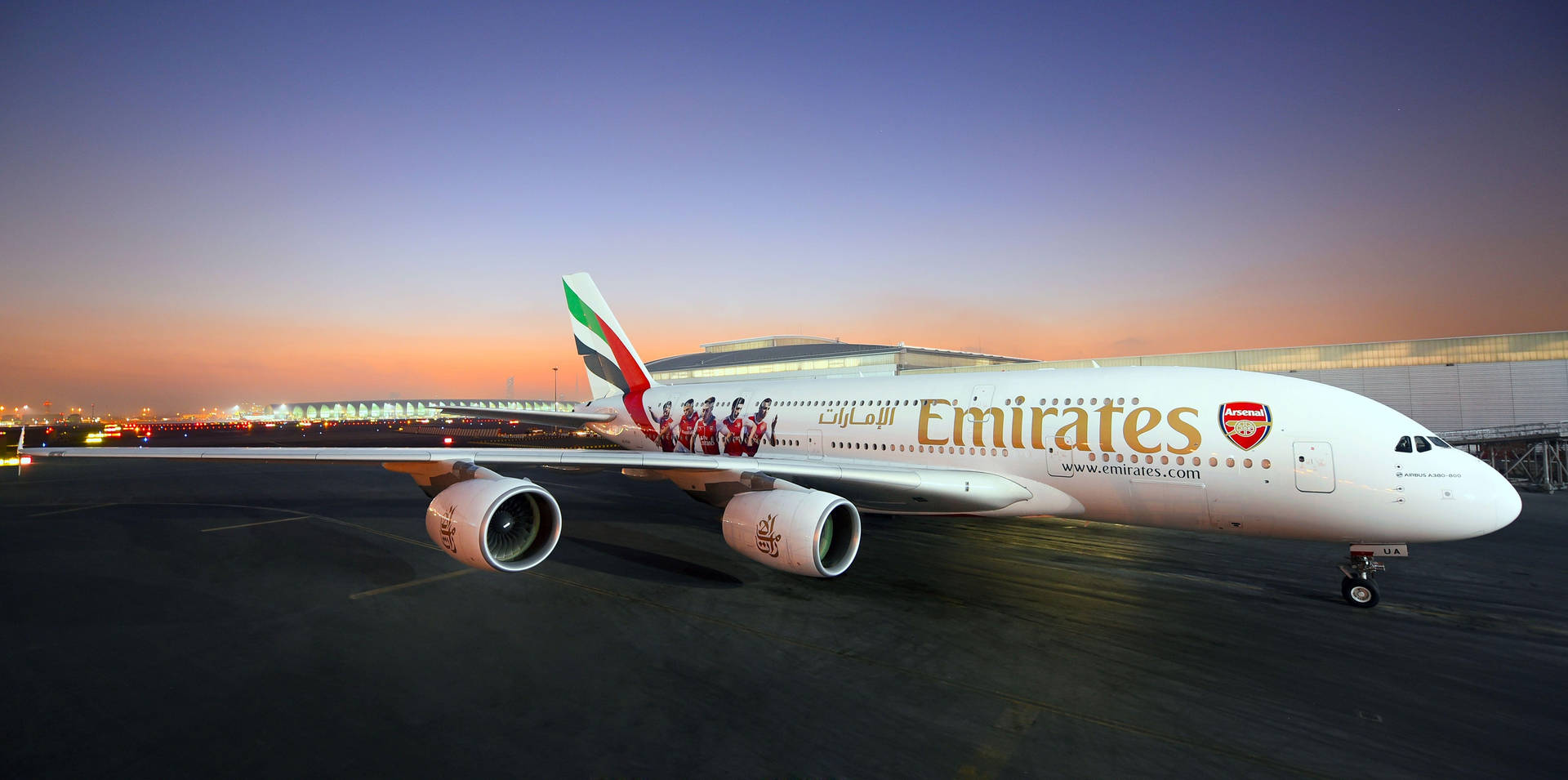 Emirates Arsenal Luftfartøj Model Tapet Wallpaper