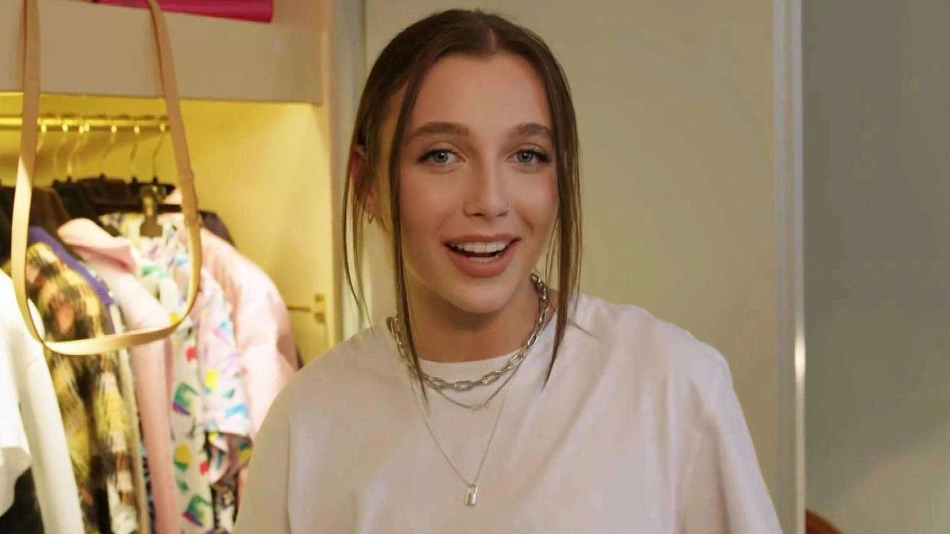 Emma Chamberlain With Silver Necklace Wallpaper