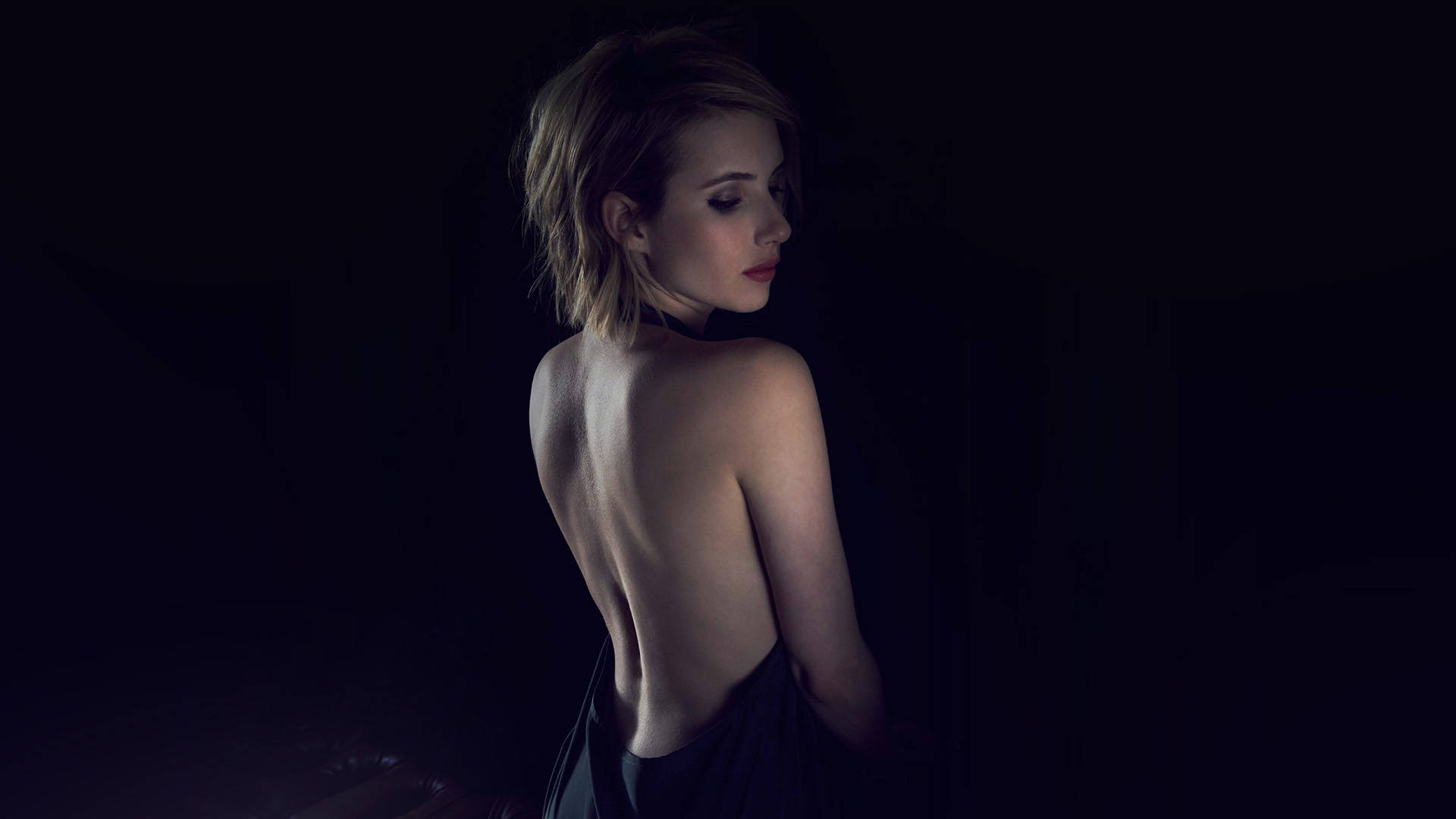 Emma Roberts Black Gown Wallpaper