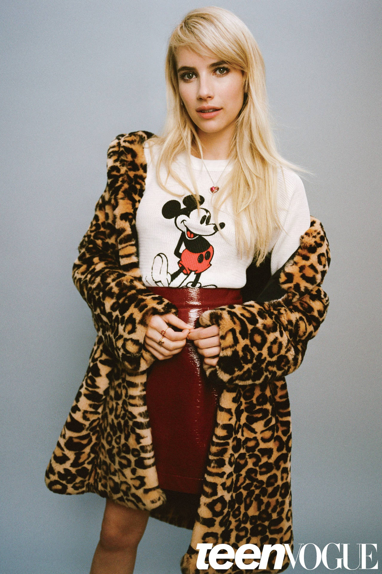 Emma Roberts Leopard Coat Wallpaper
