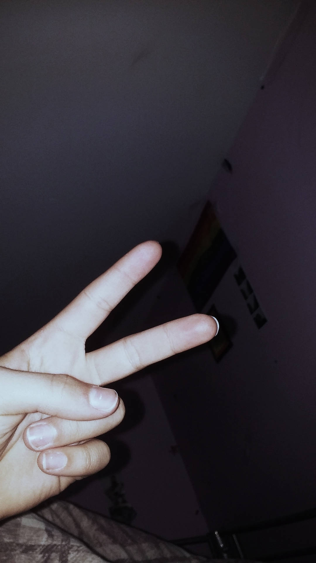 Emo Peace Sign Aesthetic Wallpaper