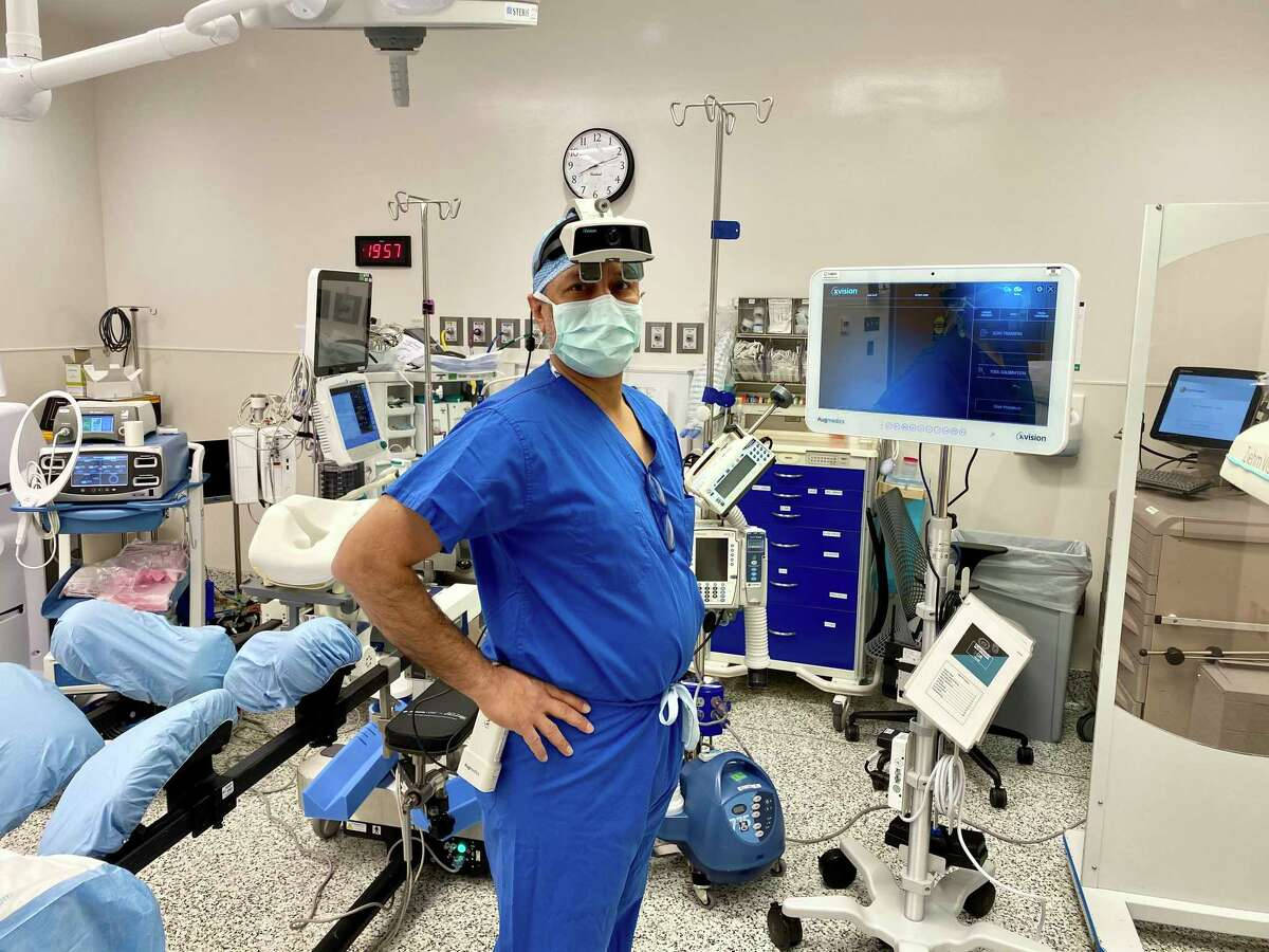 Simulering af kirurg på Fødselsstuen på Emory Hospital. Wallpaper