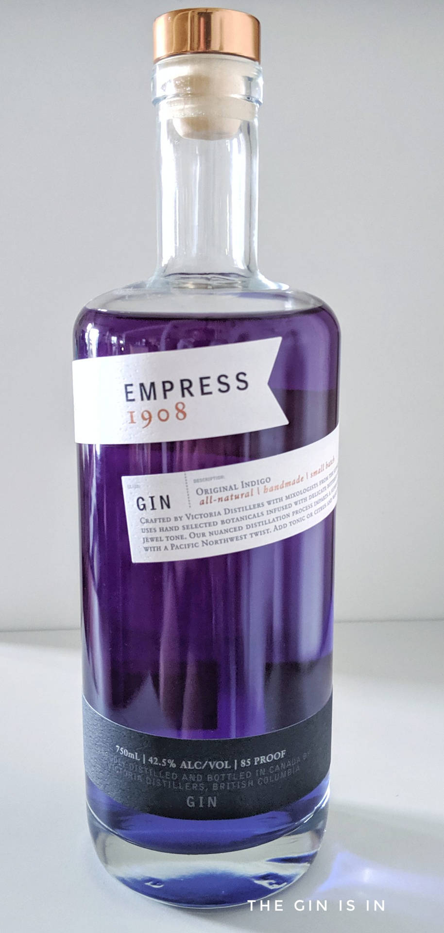 Empress 1908 The Gin Is In Wallpaper