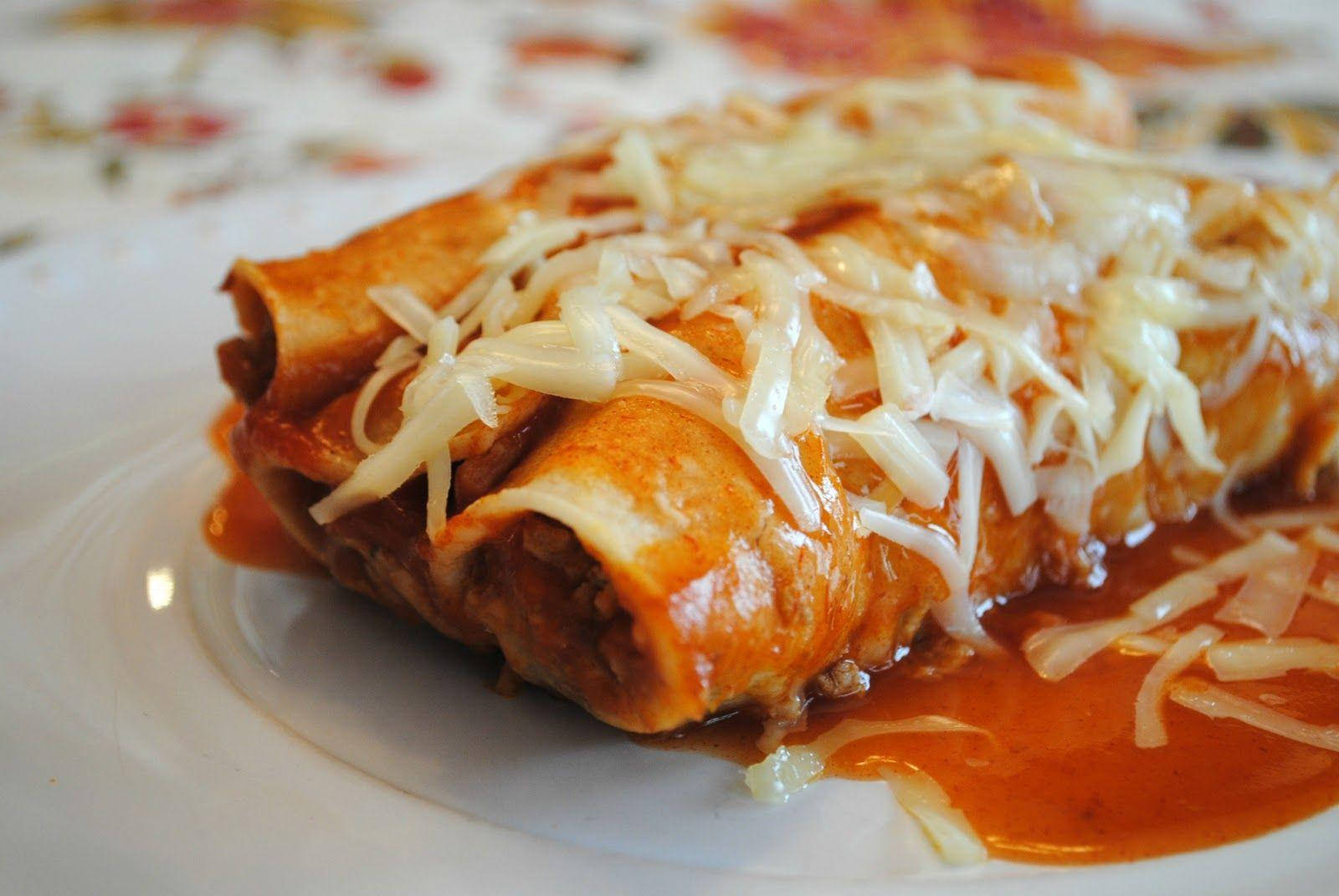 Nahaufnahmevon Enchiladas Mit Käse Wallpaper