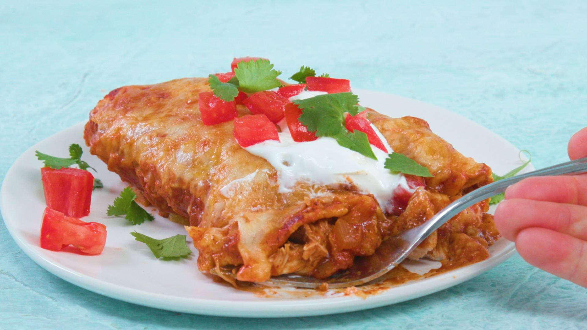 Enchiladas Med Sure Fløde Og Tomater Wallpaper